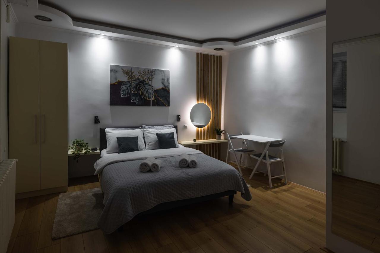 Old Town Rooms Novi Sad Bagian luar foto