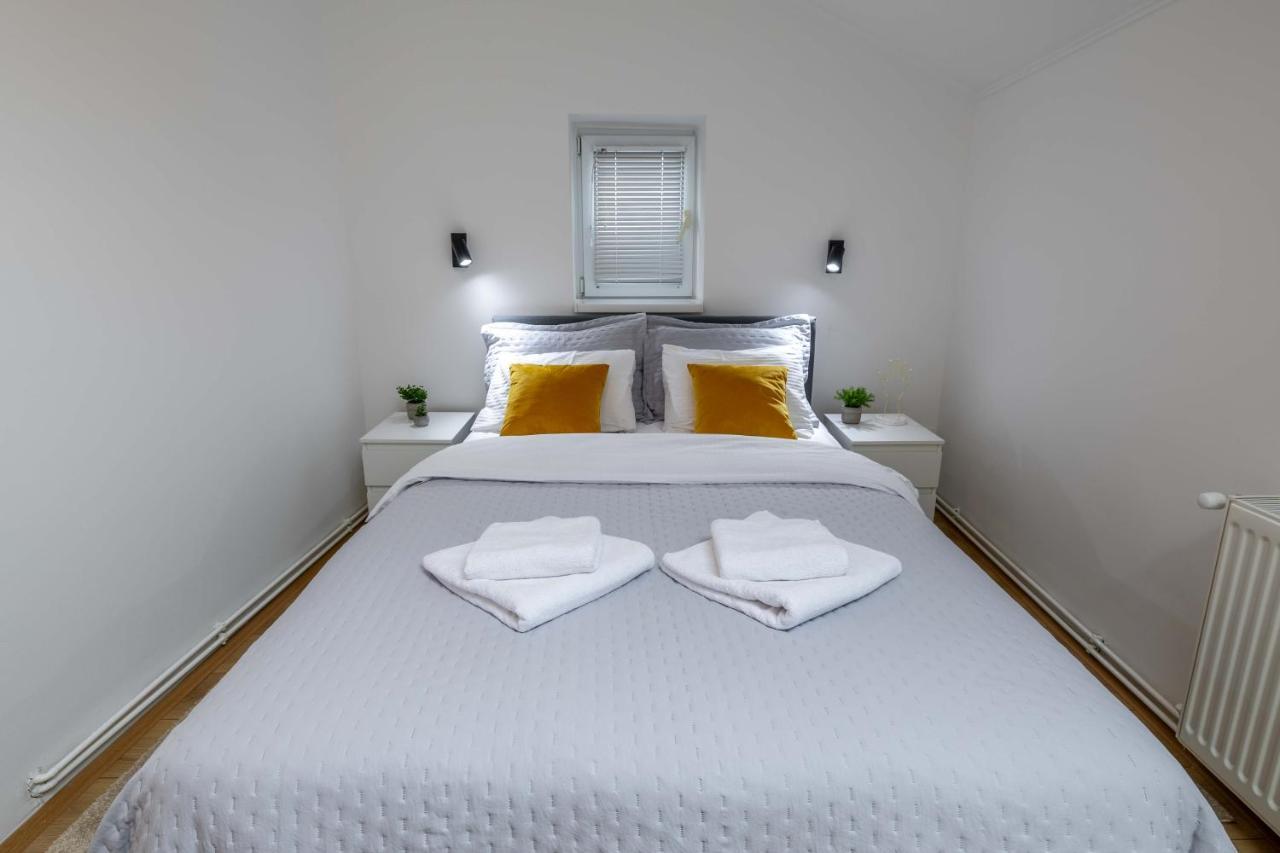 Old Town Rooms Novi Sad Bagian luar foto
