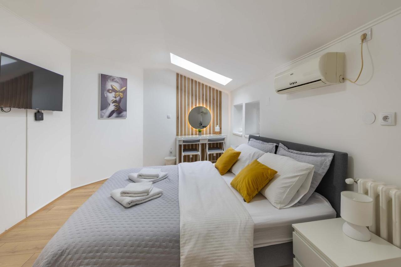 Old Town Rooms Novi Sad Bagian luar foto